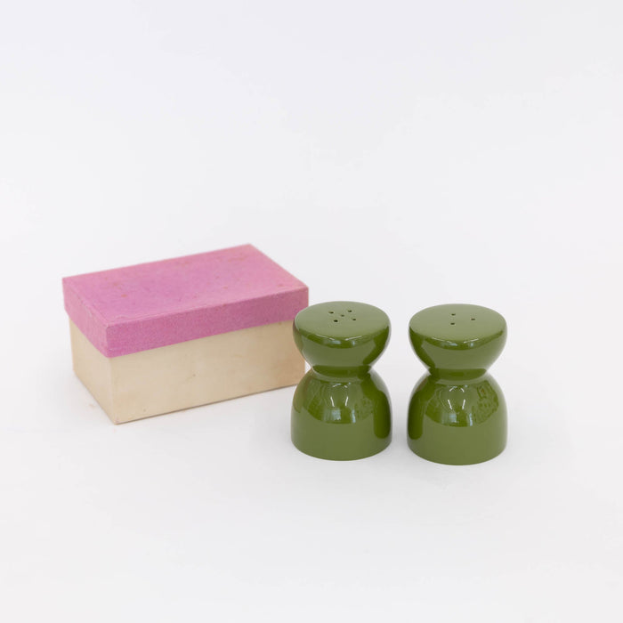 101 60's, Salt and Pepper Shaker - Olive green | Tortoise General Store