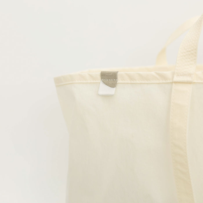 ANUNFOLD Travel Tote - White | Tortoise General Store