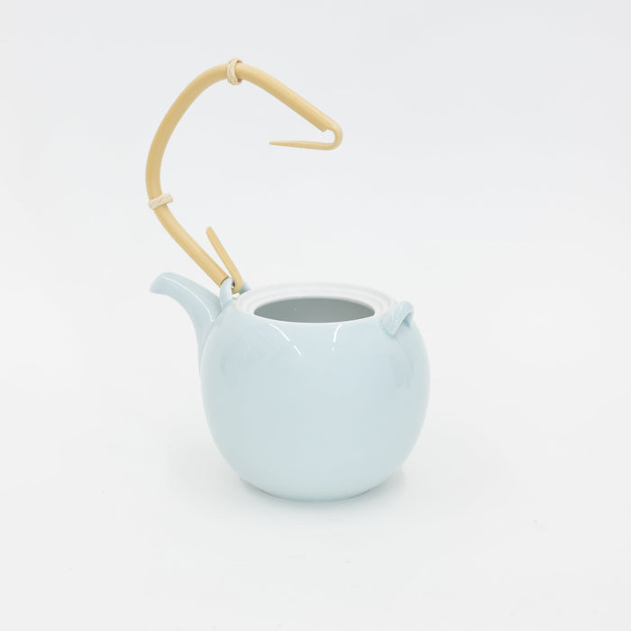Hakusan Porcelain Mayu Teapot | Tortoise General Store