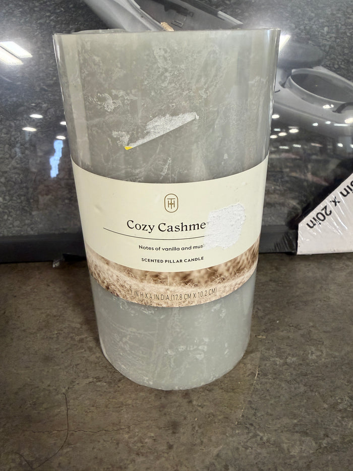 Cost Cashmiere Scented Pillsr Candle
