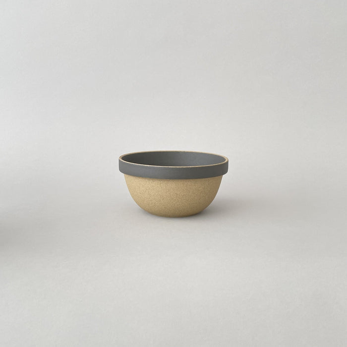 Hasami Porcelain - Mid-Deep Round Bowl Black Small ø 5.5/8" | Tortoise General Store