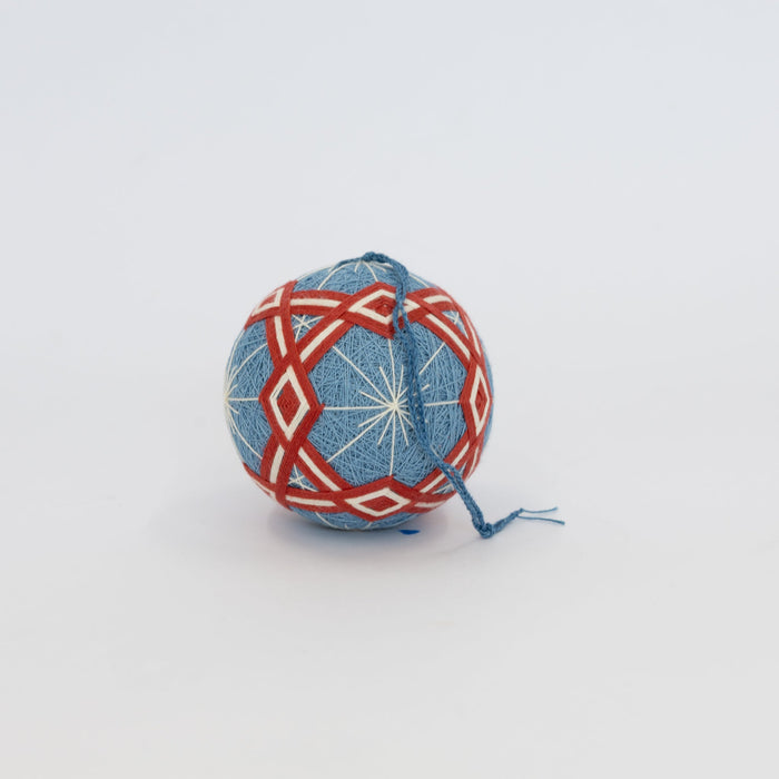 Large / 3