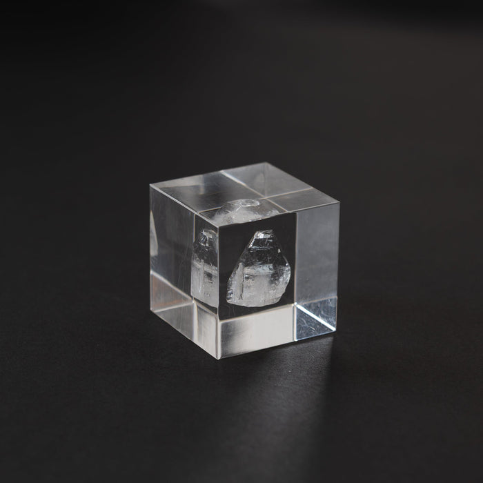 Sola Cube - Apophyllite