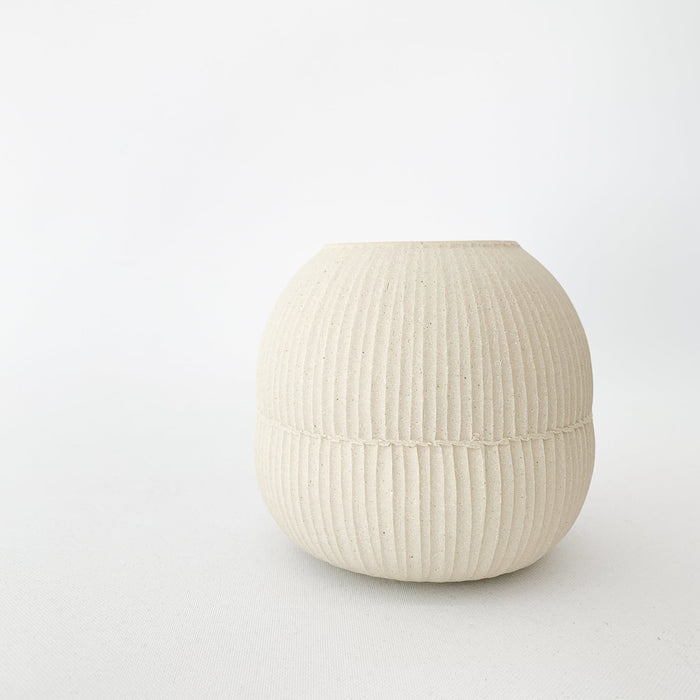 Tomoro Shinogi Vase | Tortoise General Store
