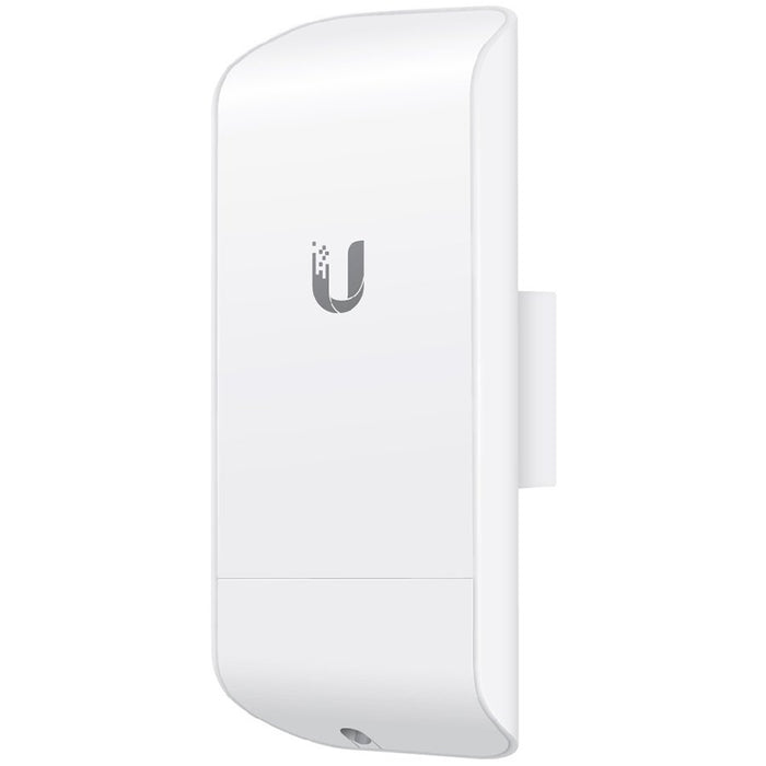UBIQUITI airMAX NanoStation M2 loco; 2.4 GHz frequency band; Plug-and-play integration with airMAX antennas; – product photo